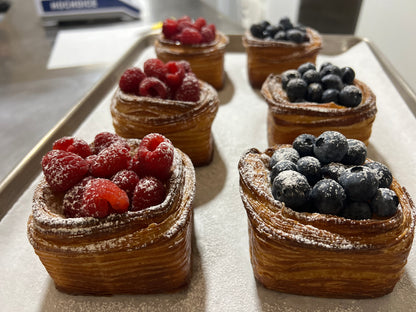 SPECIAL OF THE WEEK - vanilla berry croissant