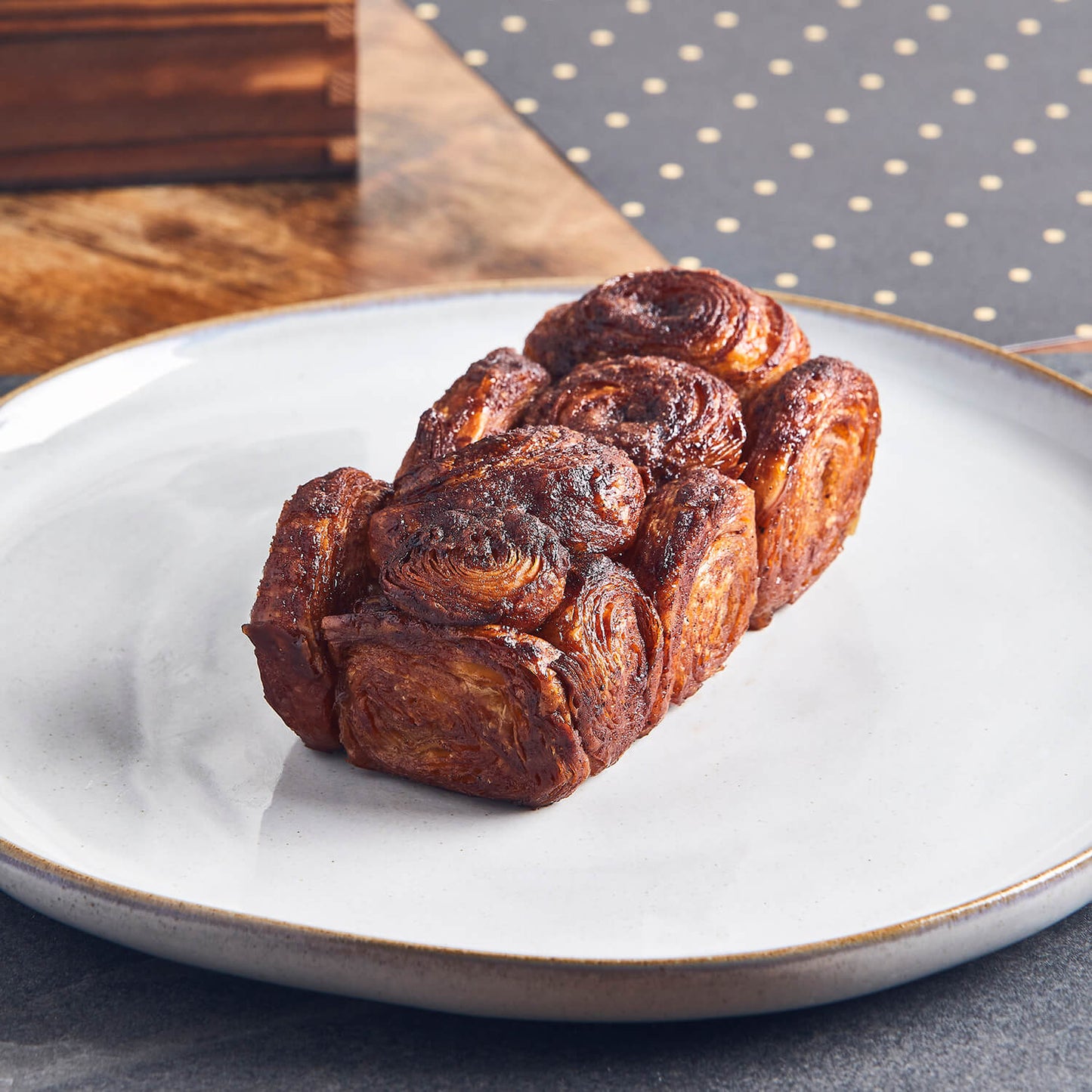 Cinnamon Croissant Cake (5 1/2inch)